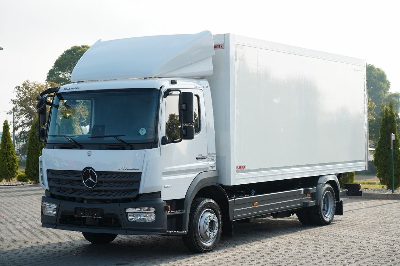Mercedes-Benz ATEGO / 1221 / KONTENER 5.6 M / 4x2 / WINDA D H - Furgonas šaldytuvas: foto 4 Mercedes-Benz ATEGO / 1221 / KONTENER 5.6 M / 4x2 / WINDA D H - Furgonas šaldytuvas: foto 4