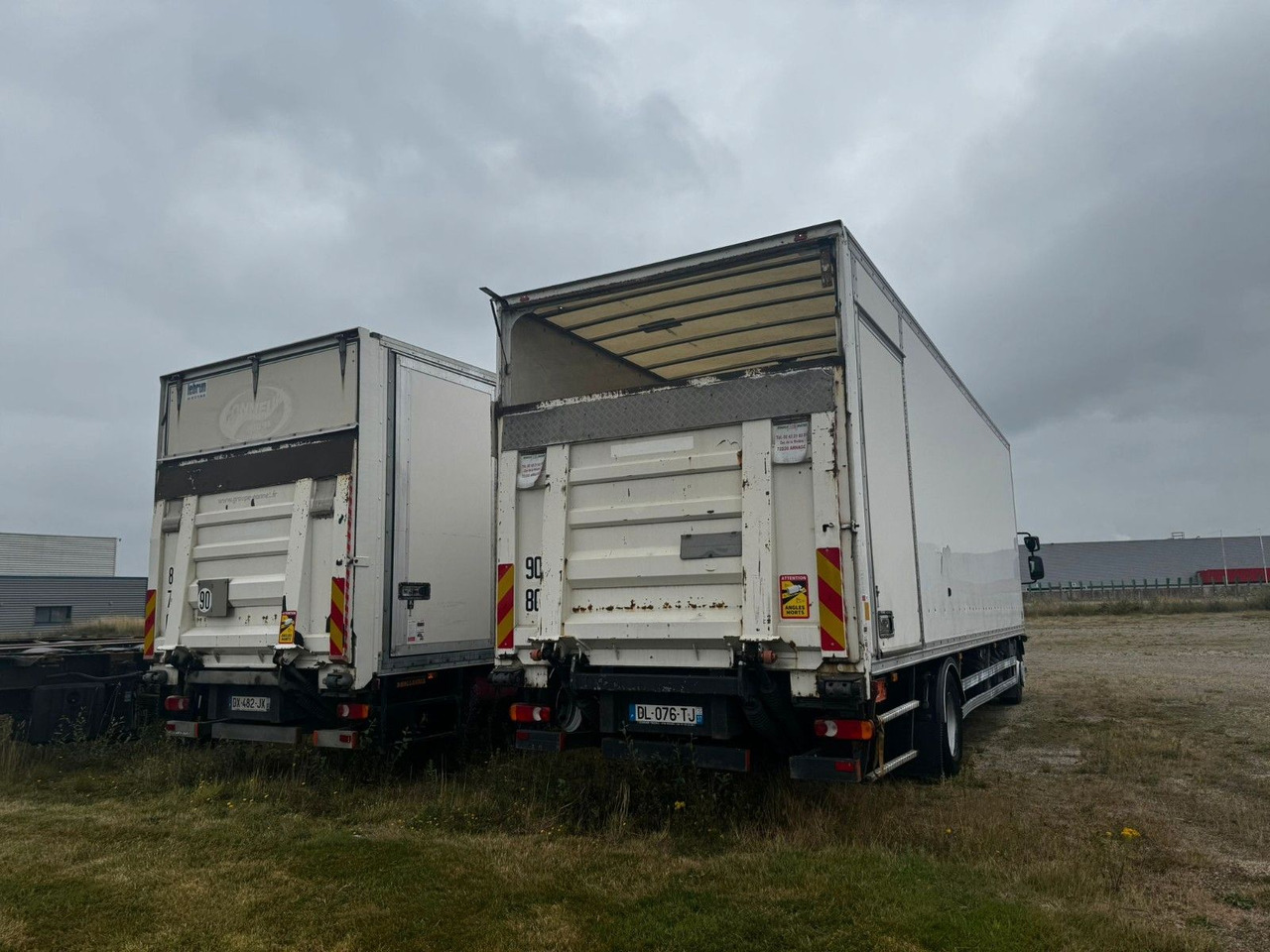 Renault D16 210 / 4x2 / KONTENER / 8.5M / WINDA DHOLLAND - Furgonas sunkvežimis: foto 3 Renault D16 210 / 4x2 / KONTENER / 8.5M / WINDA DHOLLAND - Furgonas sunkvežimis: foto 3