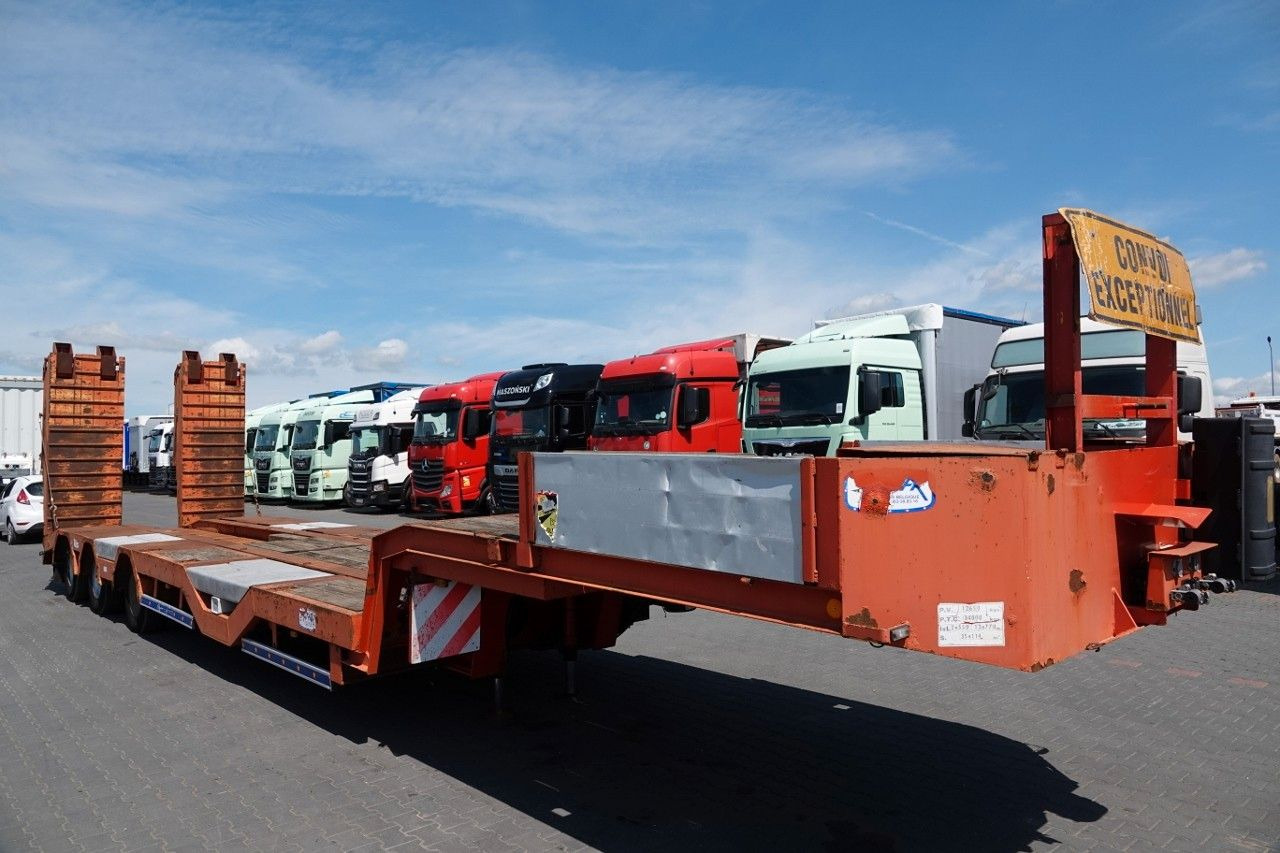 TRAX / NACZEPA LAWETA / NISKOPODWOZIE / NAJAZDY - Žemo profilio platforma puspriekabė: foto 5 TRAX / NACZEPA LAWETA / NISKOPODWOZIE / NAJAZDY - Žemo profilio platforma puspriekabė: foto 5