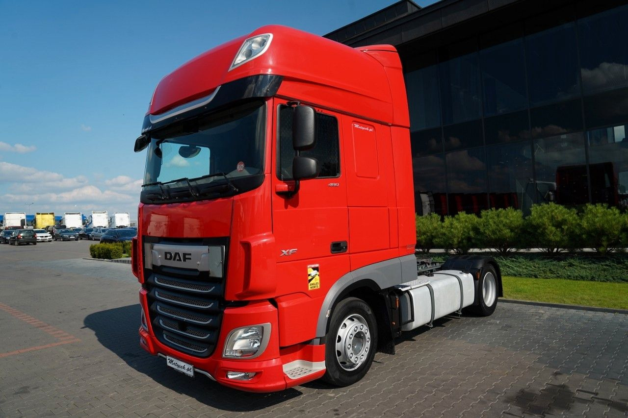 DAF XF 480 / LOW DECK / MEGA / 2021 / SSC / PO KONTR - Vilkikas: foto 2 DAF XF 480 / LOW DECK / MEGA / 2021 / SSC / PO KONTR - Vilkikas: foto 2