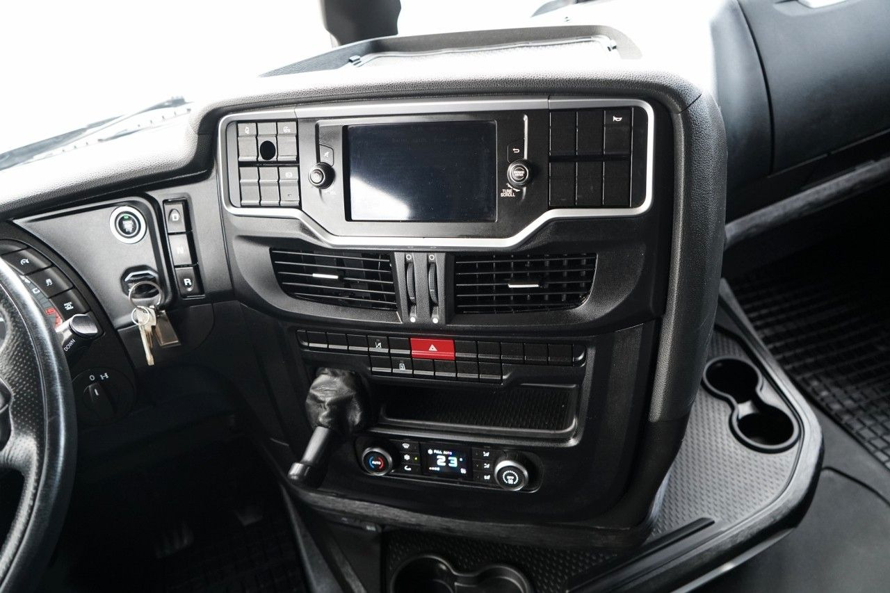 Vilkikas Iveco S-WAY / 460 / RETARDER / LNG /: foto 33 Vilkikas Iveco S-WAY / 460 / RETARDER / LNG /: foto 33