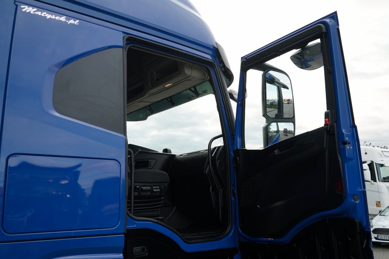 Vilkikas Iveco S-WAY / 460 / RETARDER / LNG /: foto 39 Vilkikas Iveco S-WAY / 460 / RETARDER / LNG /: foto 39