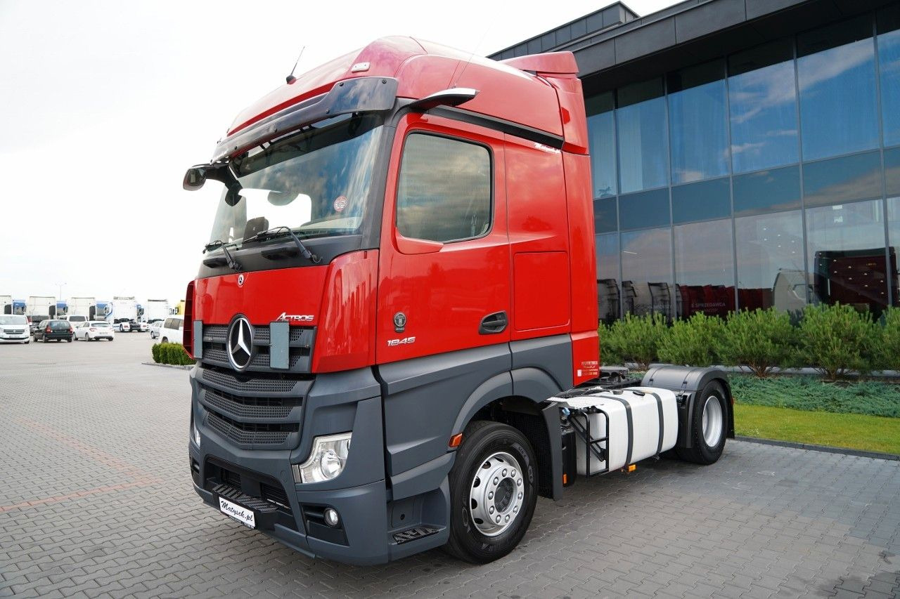 Mercedes-Benz ACTROS 1845 / MP5 / BIG SPACE / PO KONTRAKCIE SE - Vilkikas: foto 2 Mercedes-Benz ACTROS 1845 / MP5 / BIG SPACE / PO KONTRAKCIE SE - Vilkikas: foto 2