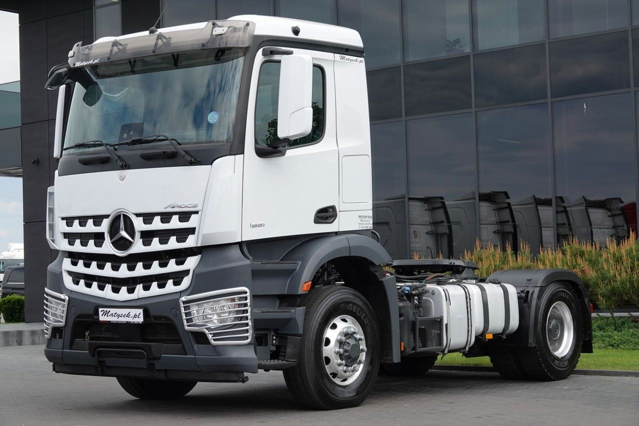 Mercedes-Benz AROCS 1851 / 4X4 / HYDRODRIVE / KOMPRESOR DO WY - Vilkikas: foto 2 Mercedes-Benz AROCS 1851 / 4X4 / HYDRODRIVE / KOMPRESOR DO WY - Vilkikas: foto 2