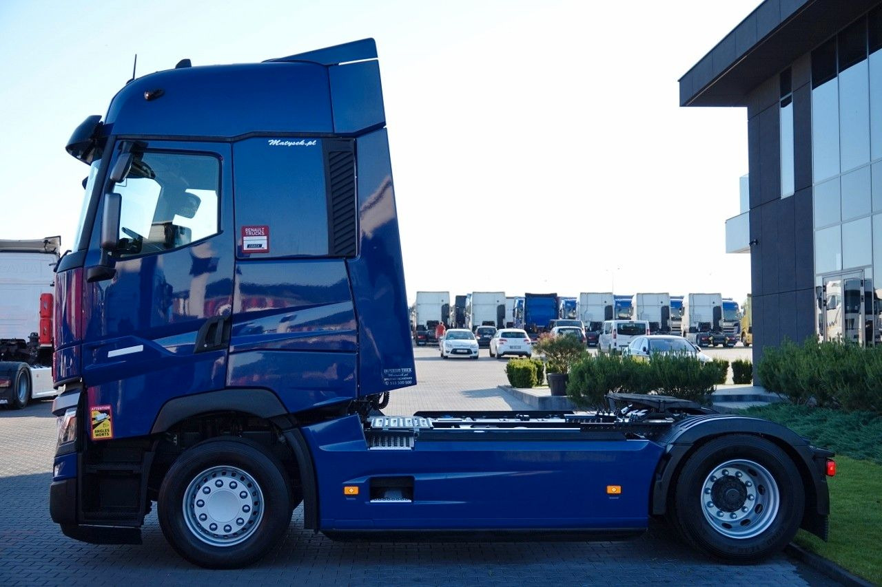 Renault T 520 / 13 L / RETARDER / I-PARK COOL / SKÓRY / Renault T 520 / 13 L / RETARDER / I-PARK COOL / SKÓRY / - Vilkikas: foto 3 Renault T 520 / 13 L / RETARDER / I-PARK COOL / SKÓRY / Renault T 520 / 13 L / RETARDER / I-PARK COOL / SKÓRY / - Vilkikas: foto 3