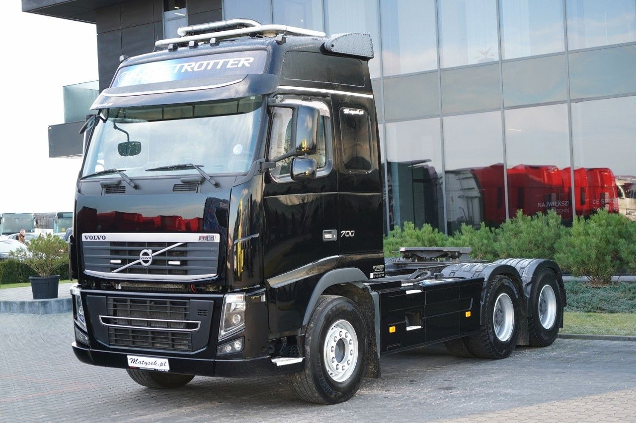 Volvo FH16 / 700 / 6x4 / HYDRAULIKA / RETARDER / 3 OSI - Vilkikas: foto 5 Volvo FH16 / 700 / 6x4 / HYDRAULIKA / RETARDER / 3 OSI - Vilkikas: foto 5