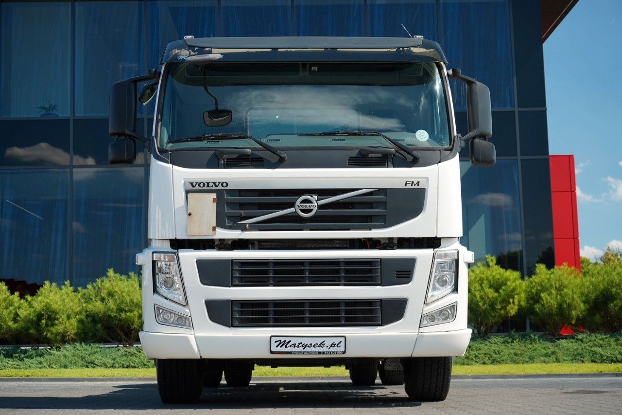 Volvo FM 380 / PEŁNY ADR / NISKA KABINA / DZIENNA KABI - Vilkikas: foto 3 Volvo FM 380 / PEŁNY ADR / NISKA KABINA / DZIENNA KABI - Vilkikas: foto 3