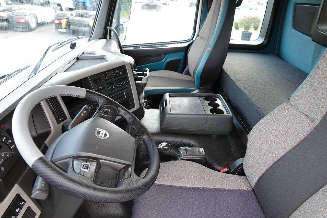 Vilkikas Volvo FM 460 / NISKA KABINA / PO KONTRAKCIE SERWISOWYM: foto 11