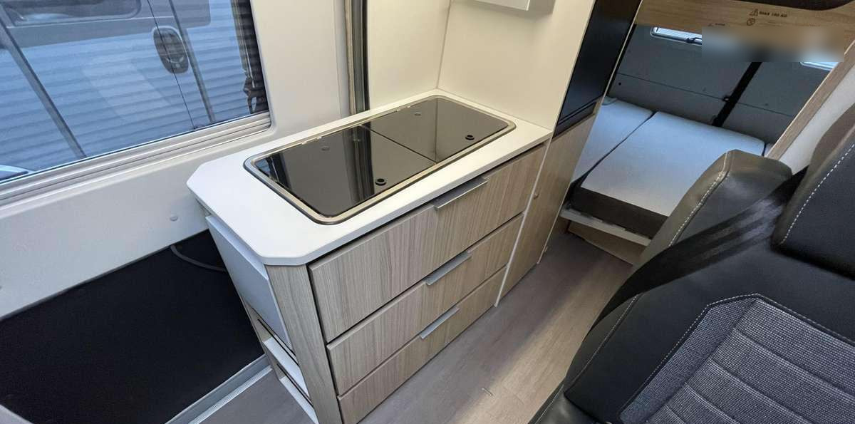 Adria Twin 600 SP Family - Mikroautobusas kemperis: foto 5 Adria Twin 600 SP Family - Mikroautobusas kemperis: foto 5