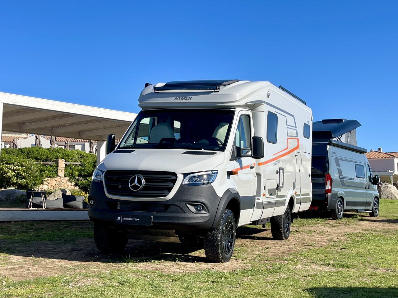 HYMER / ERIBA Cross Trail - Pusiau integruotas kemperis: foto 1 HYMER / ERIBA Cross Trail - Pusiau integruotas kemperis: foto 1