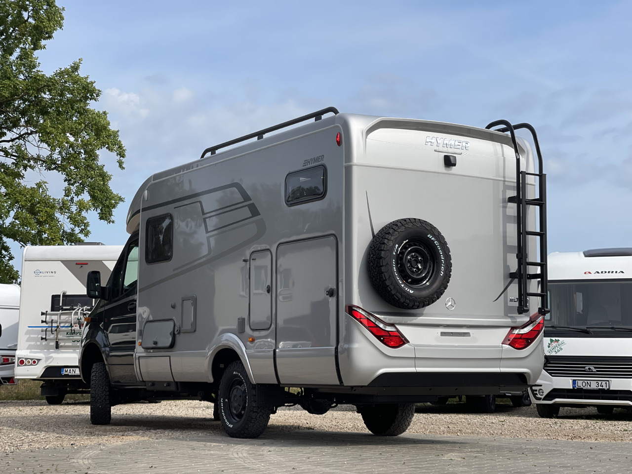HYMER / ERIBA MLT 580 4x4 - Pusiau integruotas kemperis: foto 4 HYMER / ERIBA MLT 580 4x4 - Pusiau integruotas kemperis: foto 4