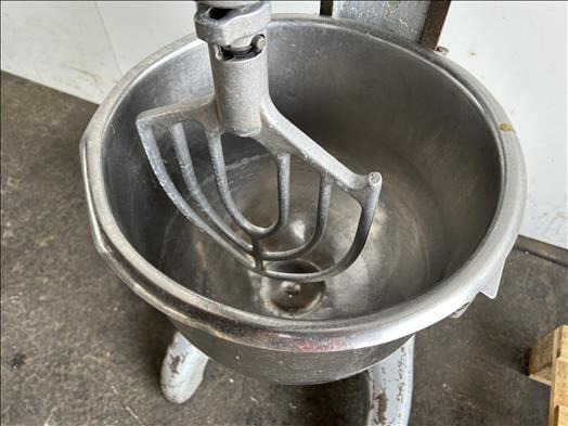 Hobart AE200 Planetary mixer - Maisto pramonės įranga: foto 3 Hobart AE200 Planetary mixer - Maisto pramonės įranga: foto 3