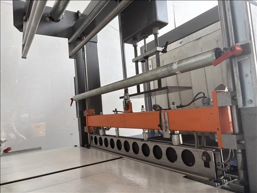 Wraps UK Easy700S Shrink sleeve wrapper - Pakavimo įranga: foto 5 Wraps UK Easy700S Shrink sleeve wrapper - Pakavimo įranga: foto 5
