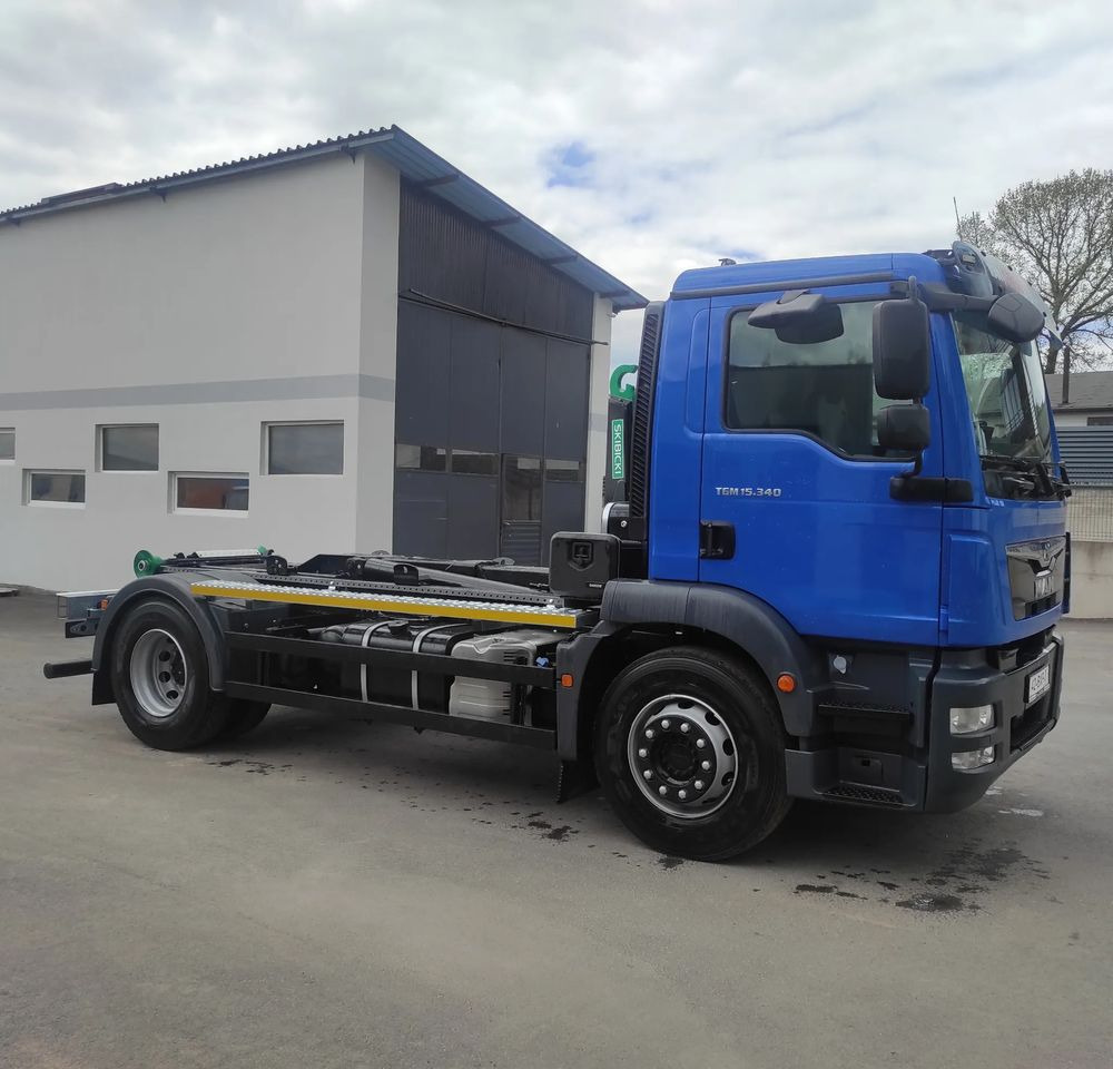 MAN TGM 18.340 urządzenie hakowe AXOR - Kita technika: foto 4 MAN TGM 18.340 urządzenie hakowe AXOR - Kita technika: foto 4