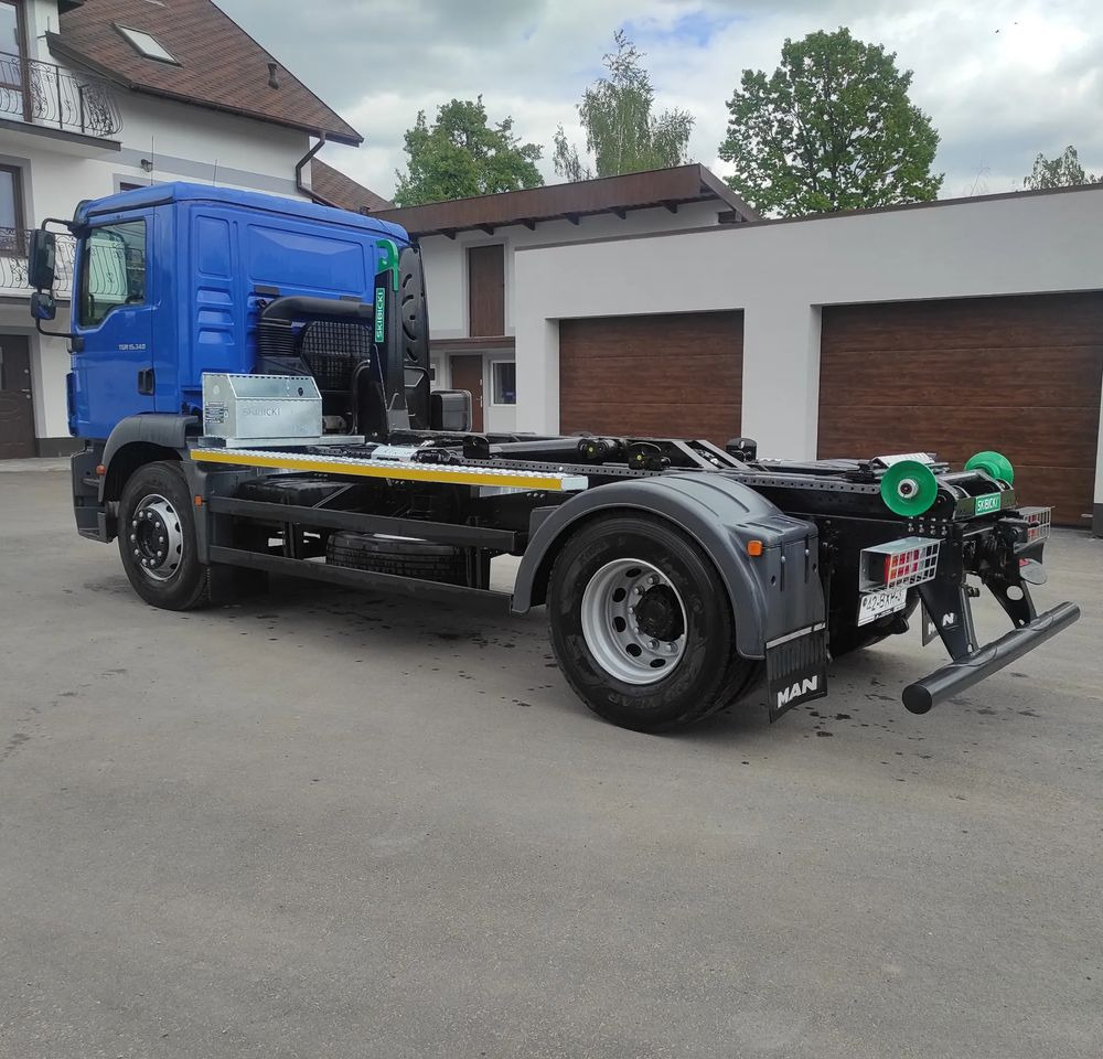 MAN TGM 18.340 urządzenie hakowe AXOR - Hook-lift sunkvežimis: foto 3 MAN TGM 18.340 urządzenie hakowe AXOR - Hook-lift sunkvežimis: foto 3