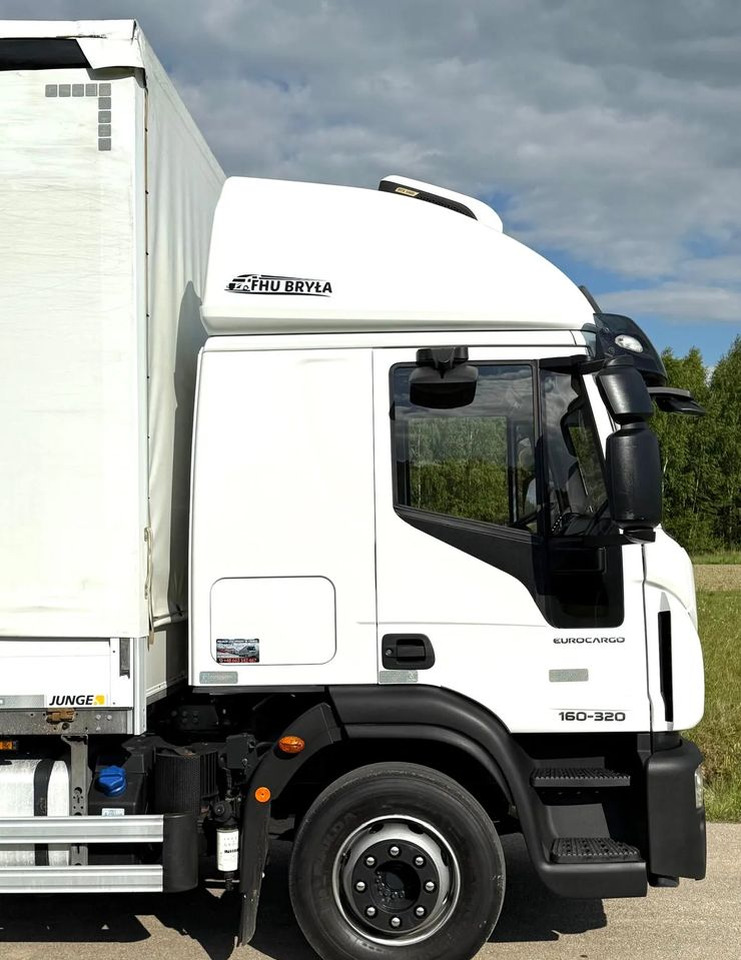 Iveco EUROCARGO 160E320/FIRANKA/WINDA/AUTOMAT/NISKI PRZEBIEG/E6/SPROWADZONY/PIERWSZY WŁAŚCICIEL - Tentinis sunkvežimis: foto 5 Iveco EUROCARGO 160E320/FIRANKA/WINDA/AUTOMAT/NISKI PRZEBIEG/E6/SPROWADZONY/PIERWSZY WŁAŚCICIEL - Tentinis sunkvežimis: foto 5