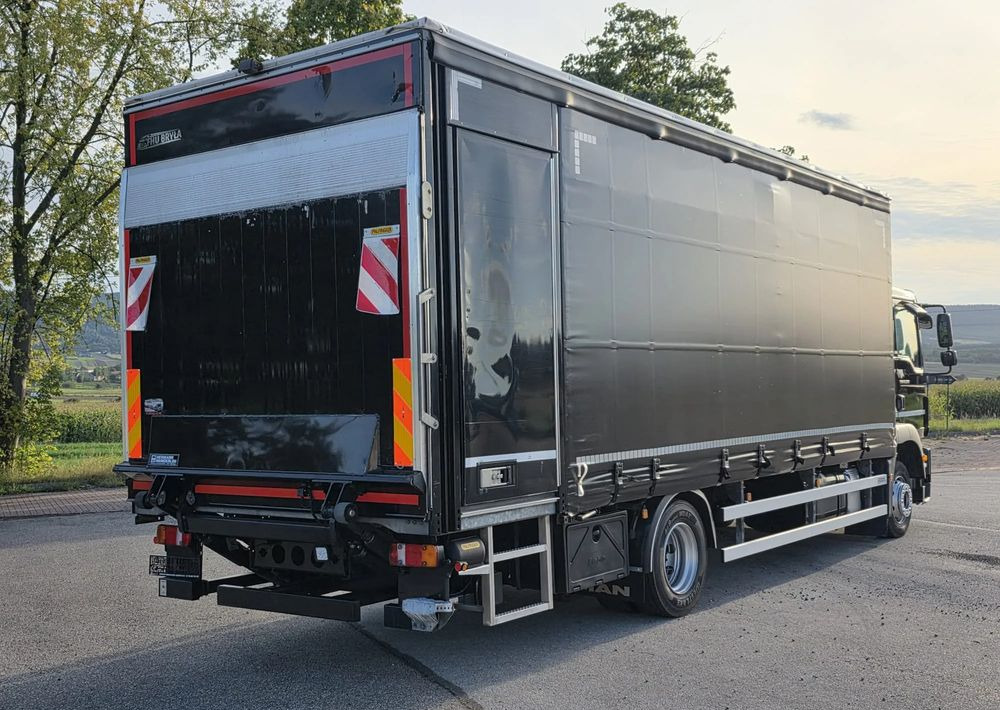 MAN TGM 12.290 / 15.290 / E6/ FIRANKA /BOCZNE DRZWI / BURTO-FIRANKA / 18PALET / WINDA / NISKI PRZEBIEG / 2018/ CAŁY NA PODUSZKACH / SERWISOWANY - Tentinis sunkvežimis: foto 5 MAN TGM 12.290 / 15.290 / E6/ FIRANKA /BOCZNE DRZWI / BURTO-FIRANKA / 18PALET / WINDA / NISKI PRZEBIEG / 2018/ CAŁY NA PODUSZKACH / SERWISOWANY - Tentinis sunkvežimis: foto 5