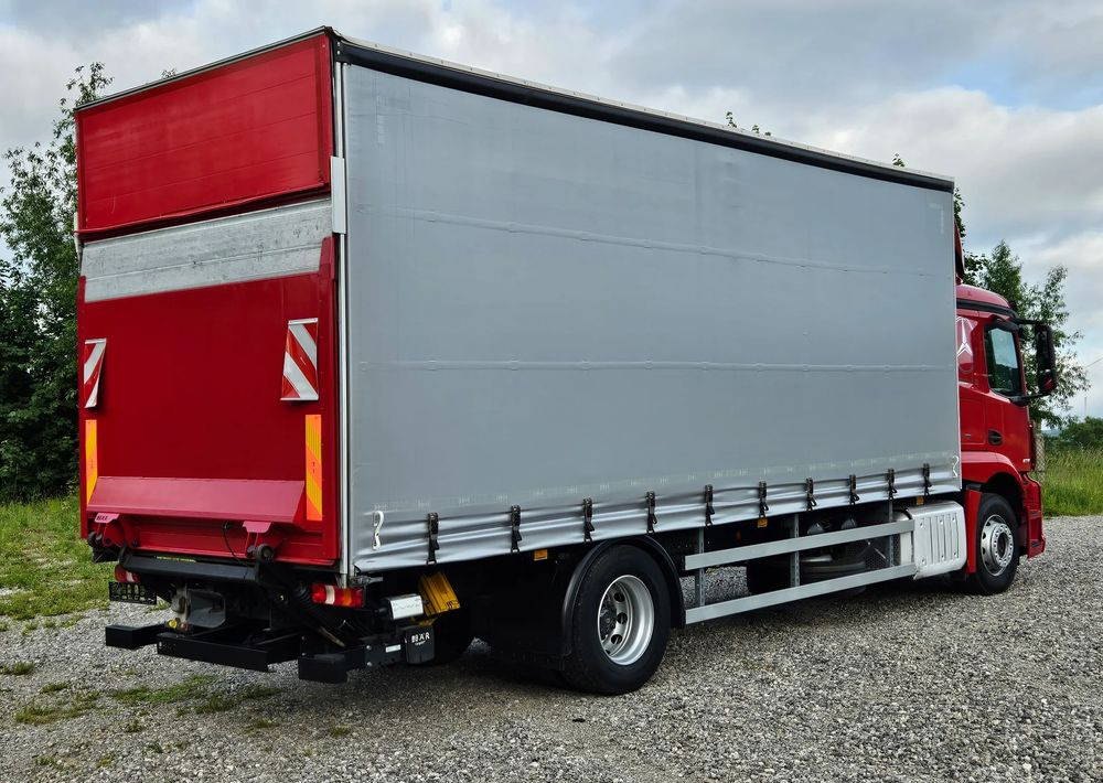 Mercedes-Benz ACTROS 1830/1827/1832/FIRANKA/WINDA/18 EUROPALET/AUTOMAT/Z NIEMIEC/2017/DUŻA ŁADOWNOŚĆ - Tentinis sunkvežimis: foto 5 Mercedes-Benz ACTROS 1830/1827/1832/FIRANKA/WINDA/18 EUROPALET/AUTOMAT/Z NIEMIEC/2017/DUŻA ŁADOWNOŚĆ - Tentinis sunkvežimis: foto 5