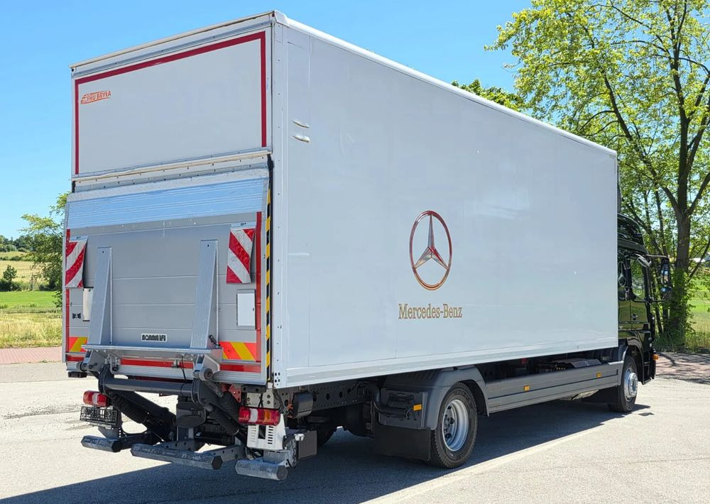 Mercedes-Benz ATEGO 1527/1530/IZOTERMA/WINDA/SPROWADZONY/E6/PIERWSZY WŁAŚCICIEL/AUTOMAT/18EURO PALET/STAN BARDZO DOBRY - Refrižeratorius sunkvežimis: foto 5 Mercedes-Benz ATEGO 1527/1530/IZOTERMA/WINDA/SPROWADZONY/E6/PIERWSZY WŁAŚCICIEL/AUTOMAT/18EURO PALET/STAN BARDZO DOBRY - Refrižeratorius sunkvežimis: foto 5