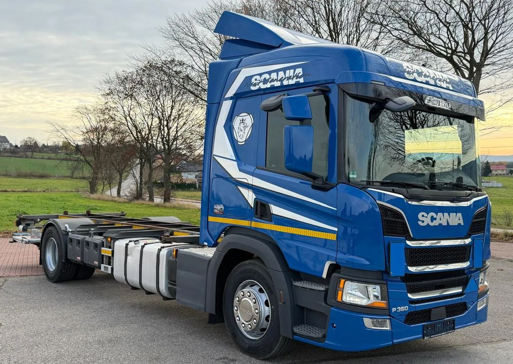 Scania P360 / P410 / BDF / RAMA / FIRANKA / PEŁNA SYPIALKA / WINDA / E6 / CAŁA NA PODUSZKACH / ROZSTAW OSI 5.5M / LAWETA / DO ŻYWCA / DO BYDŁA / DO ZABUDOWY / SPROWADZONA - Važiuoklės sunkvežimis: foto 2 Scania P360 / P410 / BDF / RAMA / FIRANKA / PEŁNA SYPIALKA / WINDA / E6 / CAŁA NA PODUSZKACH / ROZSTAW OSI 5.5M / LAWETA / DO ŻYWCA / DO BYDŁA / DO ZABUDOWY / SPROWADZONA - Važiuoklės sunkvežimis: foto 2