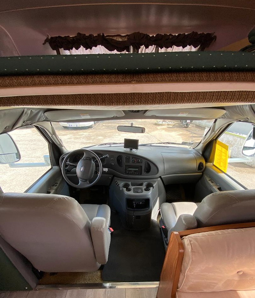 Coachmen freelander mm2920ds - Alkovenas: foto 5 Coachmen freelander mm2920ds - Alkovenas: foto 5