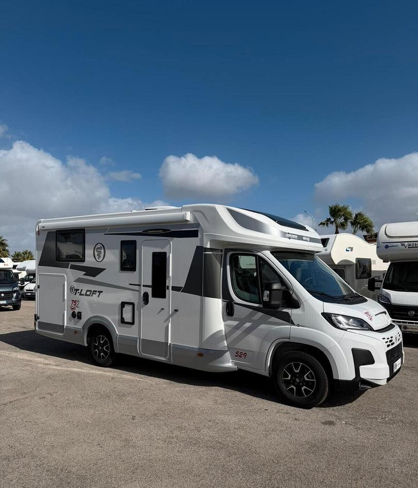 Elnagh T-LOFT 529 - Pusiau integruotas kemperis: foto 2 Elnagh T-LOFT 529 - Pusiau integruotas kemperis: foto 2