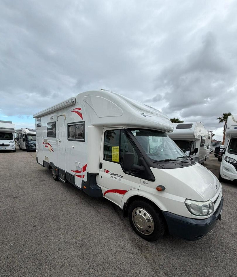 ROLLER TEAM GRANDUCA GARAGE P - Pusiau integruotas kemperis: foto 2 ROLLER TEAM GRANDUCA GARAGE P - Pusiau integruotas kemperis: foto 2