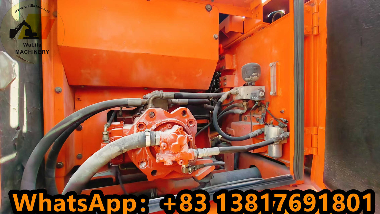 DOOSAN DH225 - Vikšrinis ekskavatorius: foto 2 DOOSAN DH225 - Vikšrinis ekskavatorius: foto 2