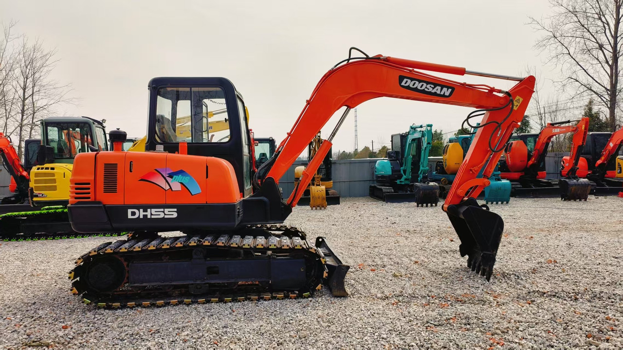 Doosan DH 55-7 DH55 - Mini ekskavatorius: foto 1 Doosan DH 55-7 DH55 - Mini ekskavatorius: foto 1