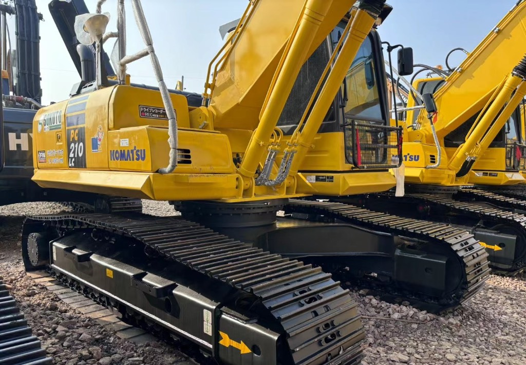 Komatsu PC 210 LC-8 - Vikšrinis ekskavatorius: foto 2 Komatsu PC 210 LC-8 - Vikšrinis ekskavatorius: foto 2