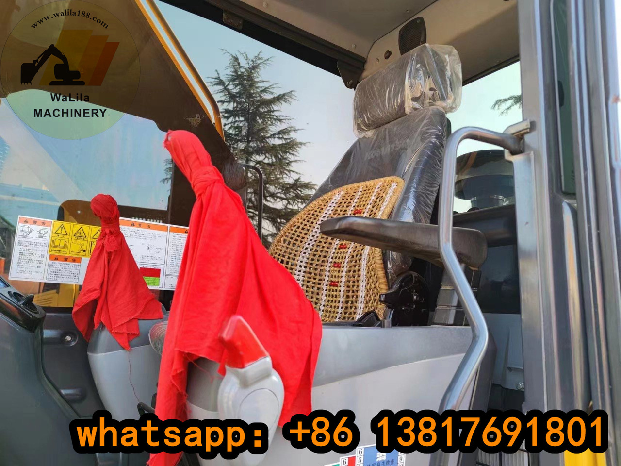 Komatsu PC 220-8 Japan imported Komatsu 22-ton medium excavator - Vikšrinis ekskavatorius: foto 4 Komatsu PC 220-8 Japan imported Komatsu 22-ton medium excavator - Vikšrinis ekskavatorius: foto 4