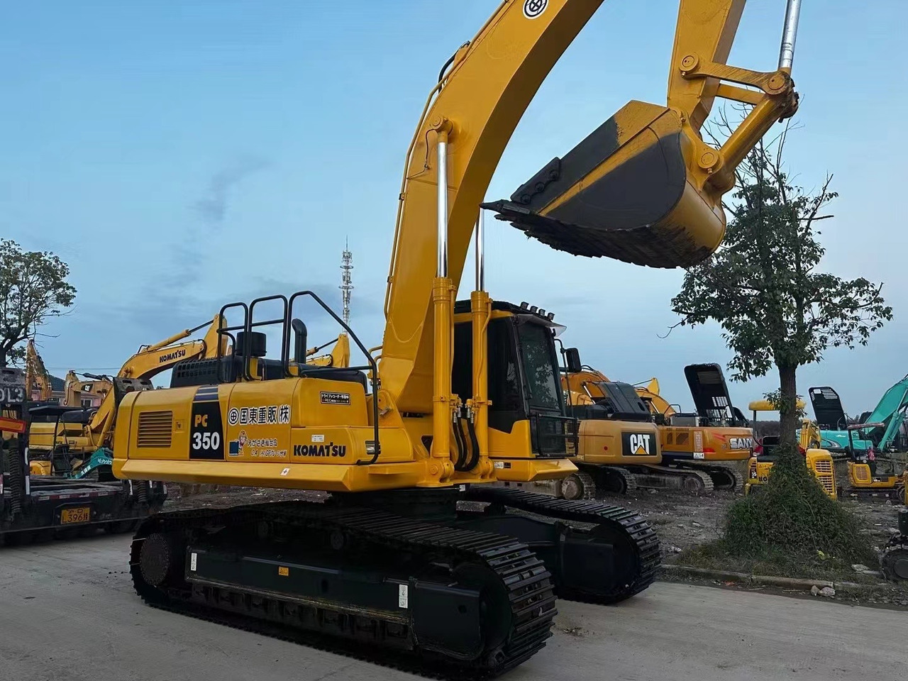 Komatsu PC 350-7 PC350 - Vikšrinis ekskavatorius: foto 1 Komatsu PC 350-7 PC350 - Vikšrinis ekskavatorius: foto 1