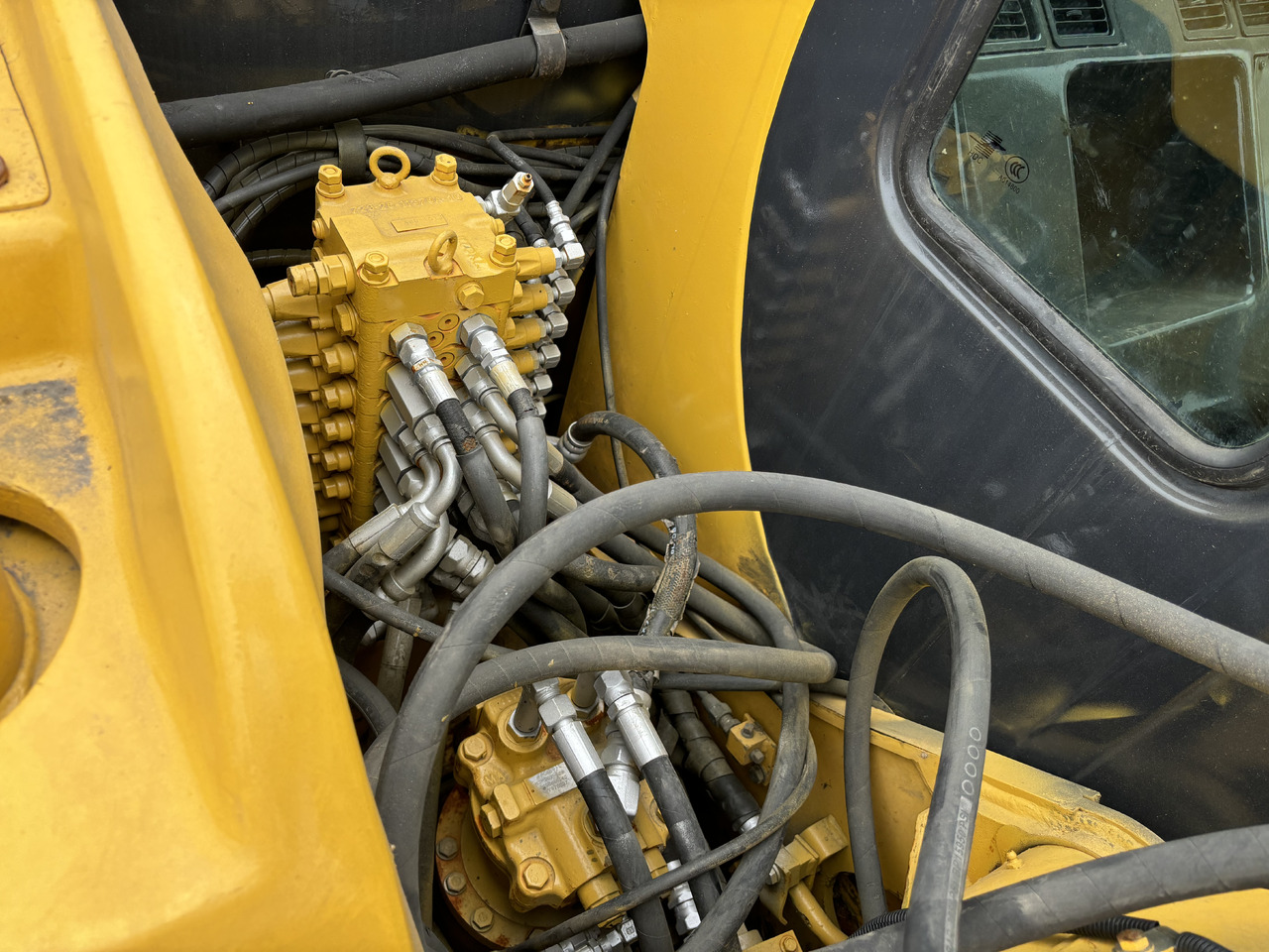 Komatsu PC 60-7 - Mini ekskavatorius: foto 5 Komatsu PC 60-7 - Mini ekskavatorius: foto 5