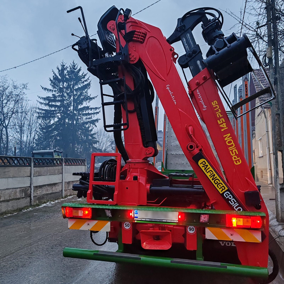 VOLVO FH12 - Miškovežis, Sunkvežimis su kranu: foto 5 VOLVO FH12 - Miškovežis, Sunkvežimis su kranu: foto 5
