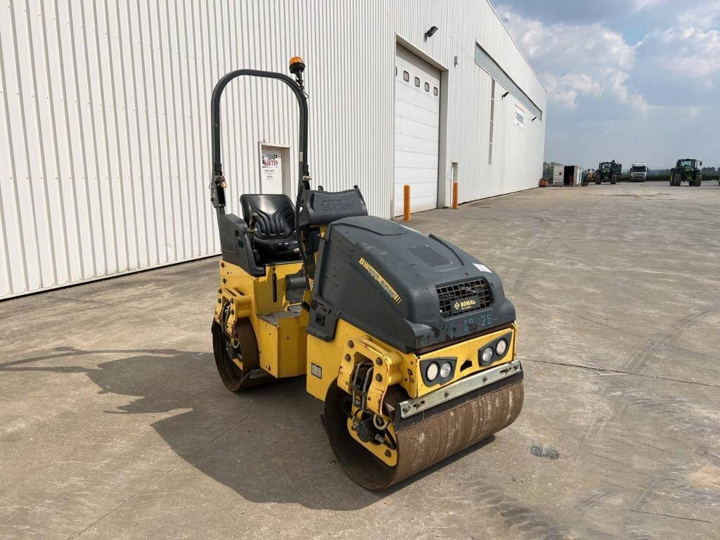 Bomag BW 100 AD M-5 - Asfalto volus: foto 4 Bomag BW 100 AD M-5 - Asfalto volus: foto 4