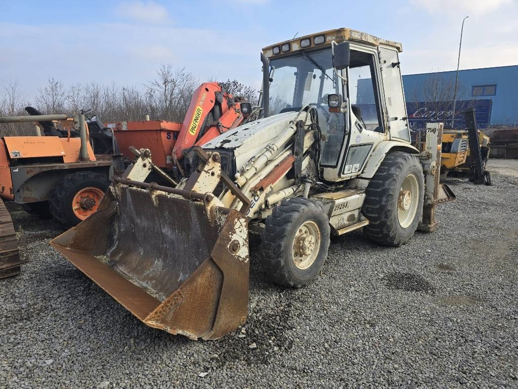 CAT 438 C NO DIGGING ARM - Ekskavatorius-krautuvas: foto 1 CAT 438 C NO DIGGING ARM - Ekskavatorius-krautuvas: foto 1