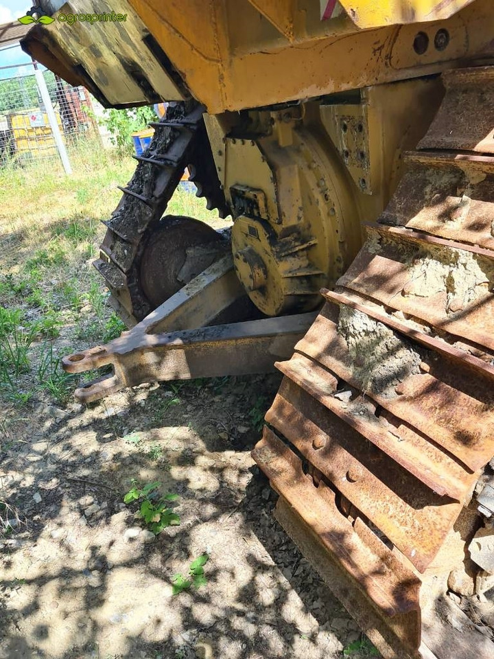 CAT D 6 R XL - Buldozeris: foto 4 CAT D 6 R XL - Buldozeris: foto 4