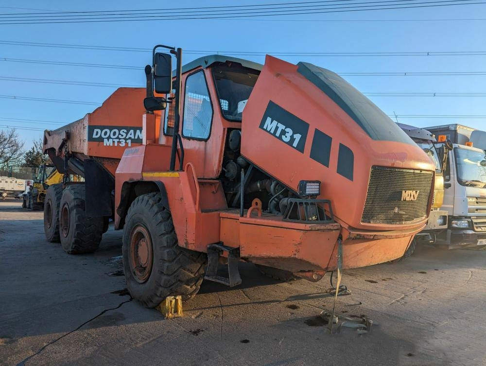 Doosan MT31 - Šarnyrinis savivartis: foto 1 Doosan MT31 - Šarnyrinis savivartis: foto 1
