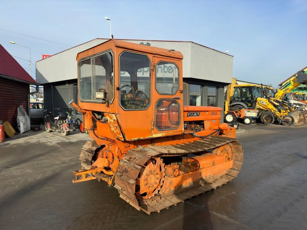 Fiat 805C  - Vikšrinis traktorius: foto 5 Fiat 805C  - Vikšrinis traktorius: foto 5