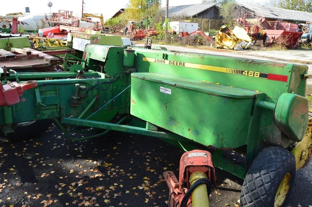 John Deere 468 - Stačiakampių ryšulių presas: foto 2 John Deere 468 - Stačiakampių ryšulių presas: foto 2