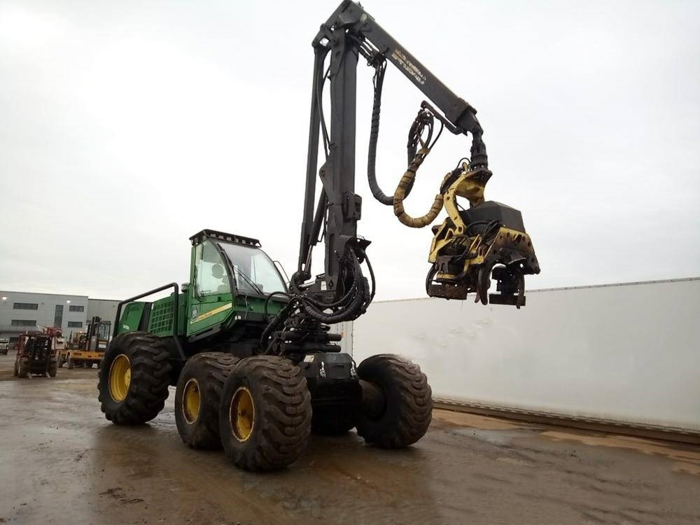 John Deere Timberjack 1470D - Miško traktorius: foto 3 John Deere Timberjack 1470D - Miško traktorius: foto 3