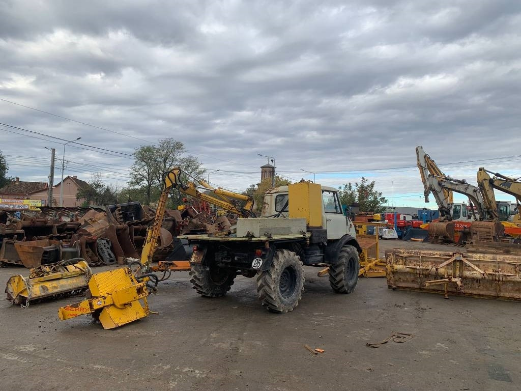 Mercedes-Benz 406A - Komunalinė/ Specializuota technika: foto 4 Mercedes-Benz 406A - Komunalinė/ Specializuota technika: foto 4