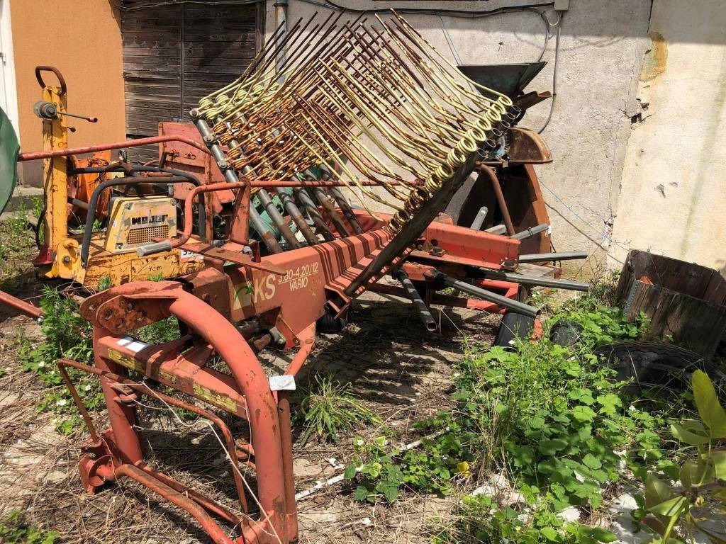 Krone Vario KS - Šieno grėblys/ Vartytuvas: foto 4 Krone Vario KS - Šieno grėblys/ Vartytuvas: foto 4