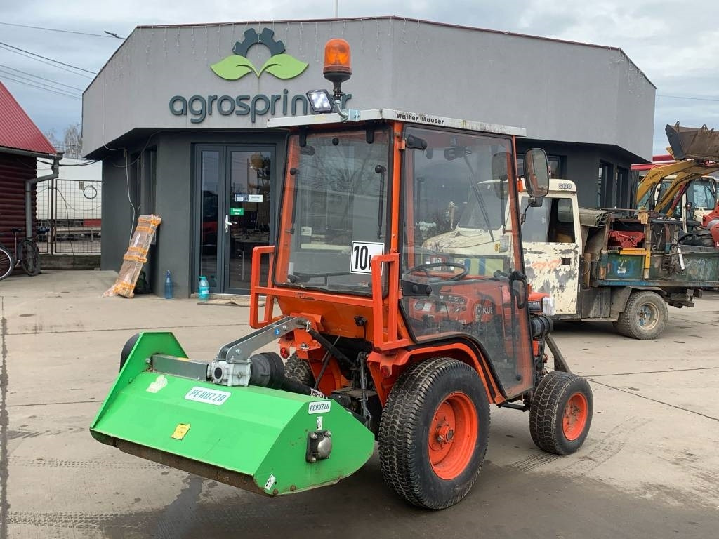 Kubota B 4200 - Traktorius: foto 4 Kubota B 4200 - Traktorius: foto 4
