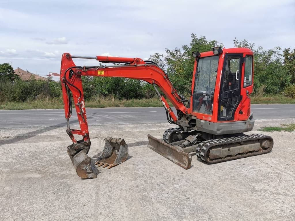 Kubota U 35-3 - Mini ekskavatorius: foto 1 Kubota U 35-3 - Mini ekskavatorius: foto 1