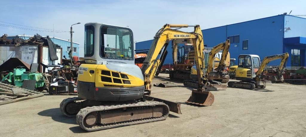 New Holland E 50.2 C - Mini ekskavatorius: foto 2 New Holland E 50.2 C - Mini ekskavatorius: foto 2