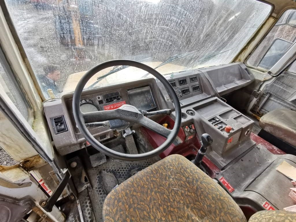 Perlini 131-33 - Karjerinis savivartis: foto 5 Perlini 131-33 - Karjerinis savivartis: foto 5