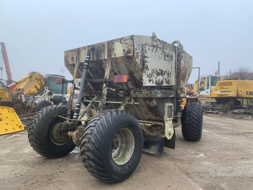 Bunte CB - Puspriekabė: foto 4 Bunte CB - Puspriekabė: foto 4