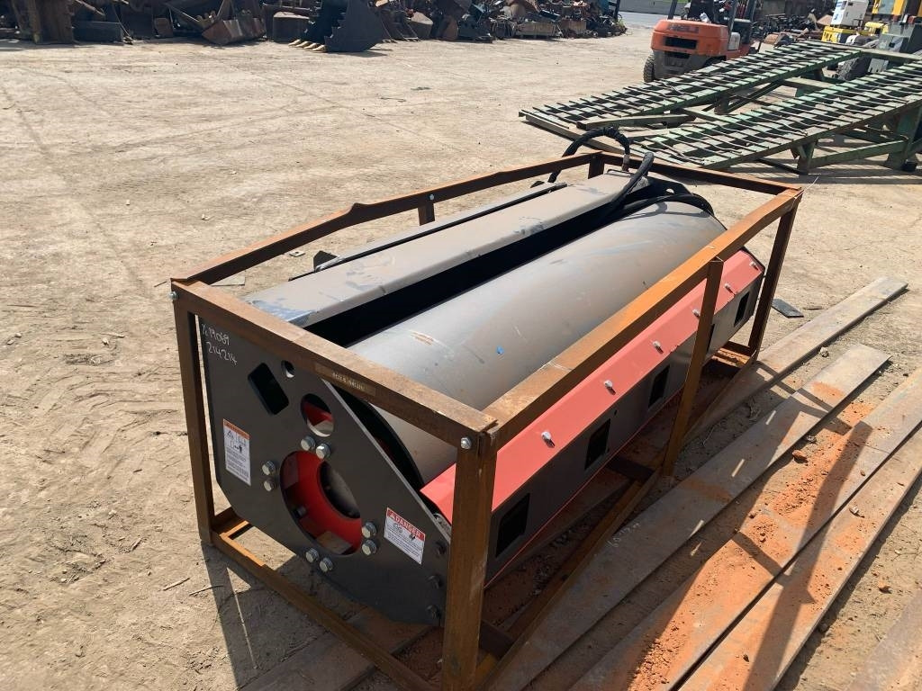 Raytree RMVR76 Vibratory Roller - Volas: foto 1 Raytree RMVR76 Vibratory Roller - Volas: foto 1