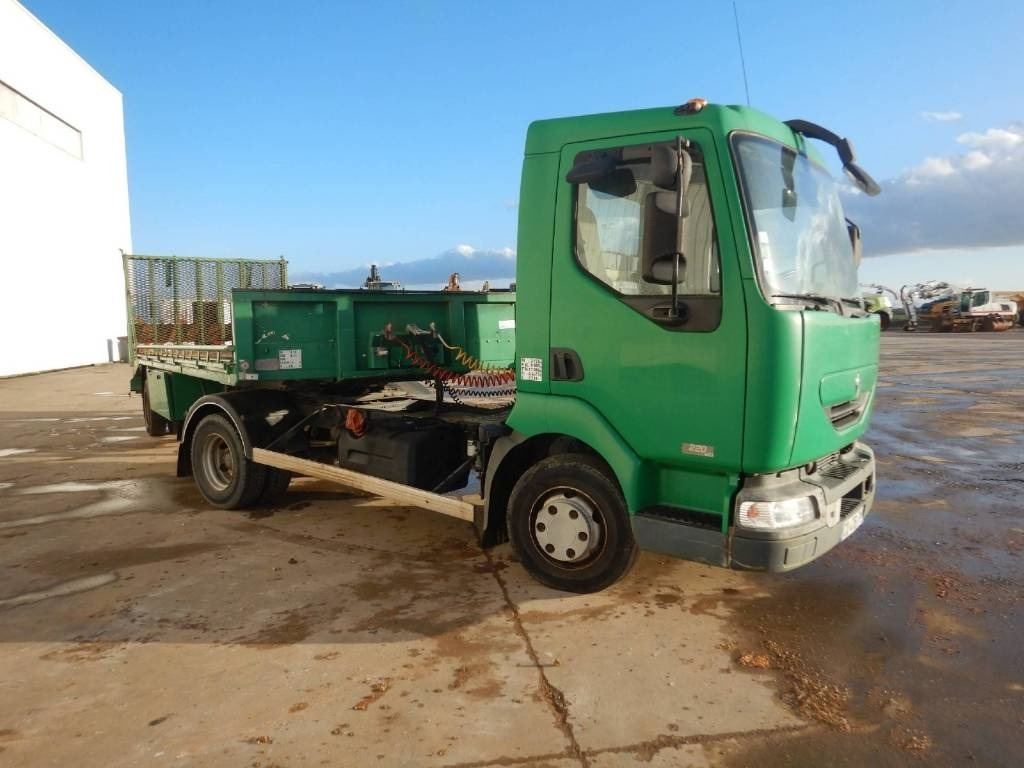 Renault Midlum 220 DCI - Furgonas sunkvežimis: foto 3 Renault Midlum 220 DCI - Furgonas sunkvežimis: foto 3